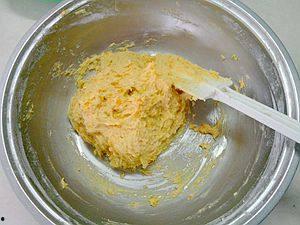 芝麻酥瓜怎么吃,传统美食的现代化演绎，轻松美味两不误